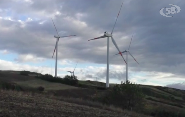 Stop eolico selvaggio, sindaci chiedono un incontro con De Luca