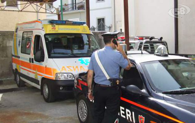 Aggredisce il suo ex insieme alla sorella e due amici: denunciati 