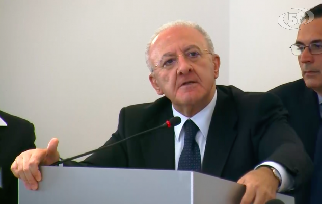 De Luca agli imprenditori: ''Già realizzato il 70% del programma''