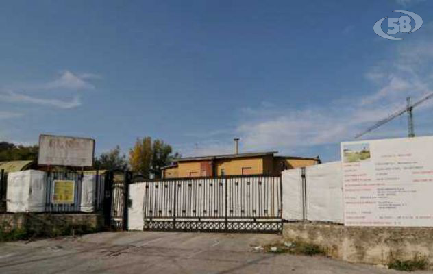 Ex isochimica, operaio grave in ospedale