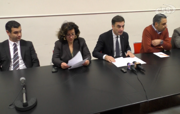 Caso ''De Luca'': valzer di trasferimenti. Ecco l'ordinanza