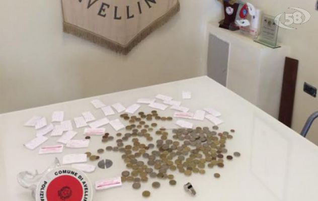 Caccia al parcheggiatore abusivo: Municipale in azione