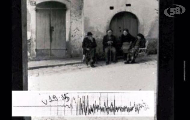 Scatti dal sisma del 1980, domani la mostra a Torella