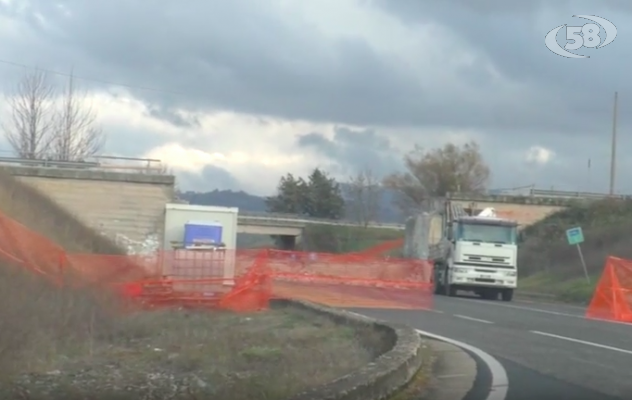 Tre Torri, abbattuto il cavalcavia: ora due mesi di lavori