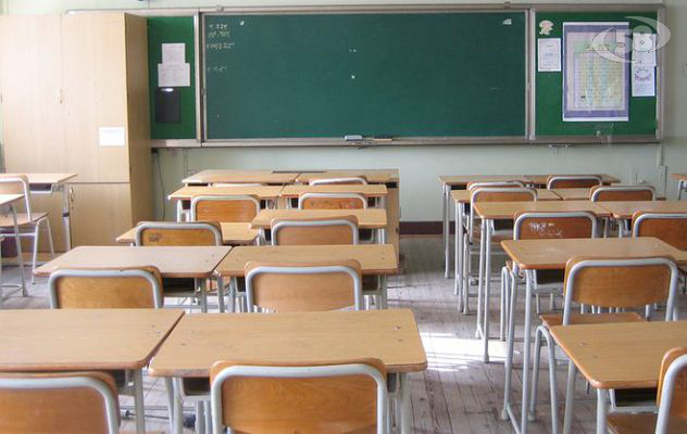 Ariano, si torna tra i banchi: domani scuole aperte