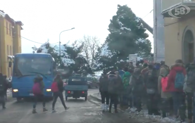 Parzanese, gli studenti disertano ''senza motivo''. La preside ''convoca'' i genitori / INTERVISTA