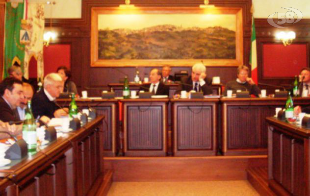 Ariano, primo mattone per il Giorgione. Caso dirigenti: intoccabili fino a giugno