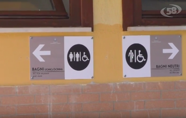 Ad Ospedaletto il primo bagno pubblico ''no gender''  /VIDEO