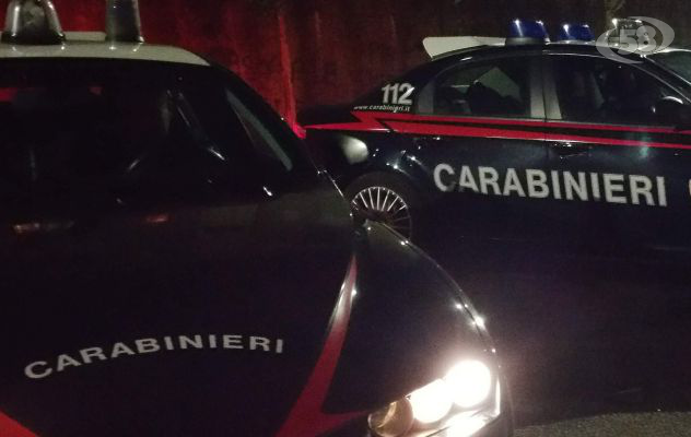 Blitz dei Carabinieri, scoperta casa a luci rosse
