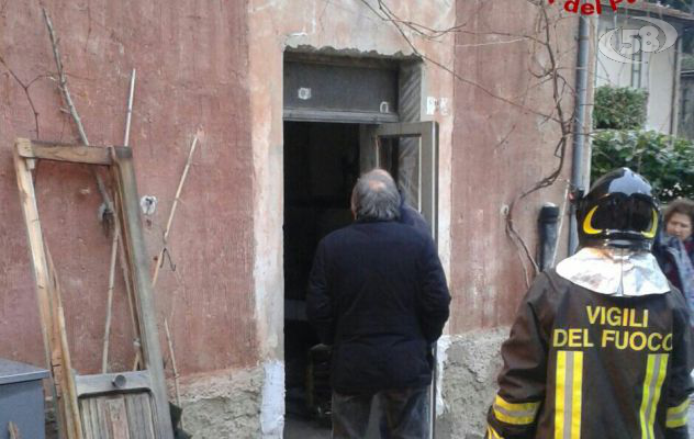 Fuga di gas a Villanova, sventrata una casa: 94enne in ospedale