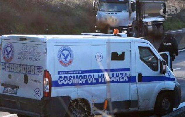 Assalto al portavalori, è caccia al commando