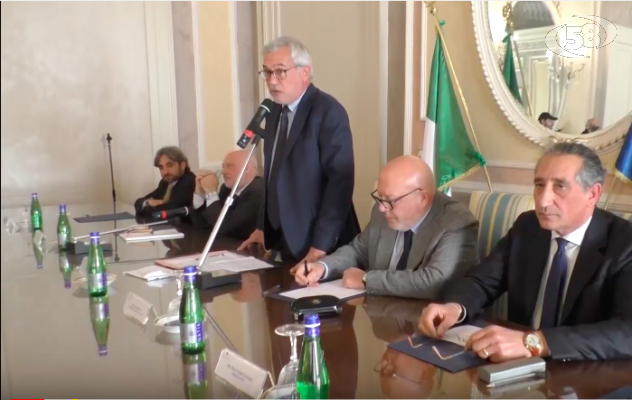 Racket, nasce l'associazione: ''Coraggio, denunciate''