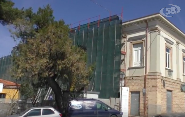 Palazzo Gambacorta, lavori finiti...anzi no /VIDEO