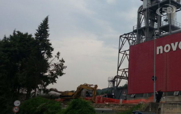 Molestie olfattive, 4 avvisi di garanzia alla Novolegno