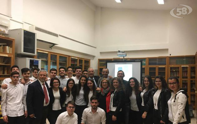 Piccoli manager crescono al Ruggero II di Ariano /VIDEO