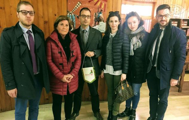 Il Rotaract dona pc con enciclopedia multimediale ai detenuti del carcere di Ariano