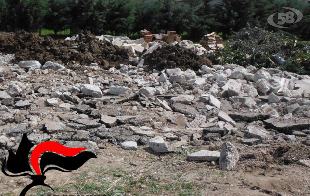 Luogosano, abusi edilizi e gestione illecita di rifiuti