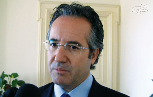 Mensa scolastica, Pepe all'attacco: "Ennesima marcia indietro"