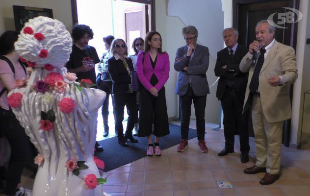 “Terra Madre Inquieta”, ceramica protagonista al Ruggero II /VIDEO