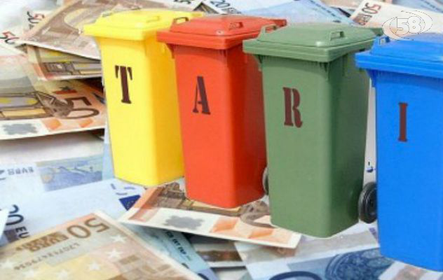 Tari, opposizione all'attacco: ai cittadini spetta un rimborso del 20%