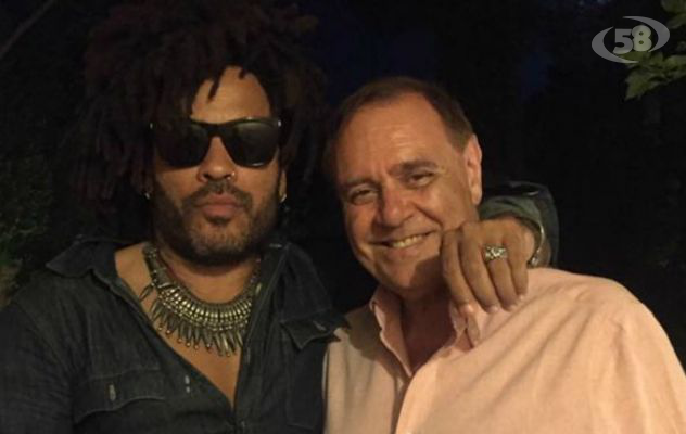 Mastella: "Io con Lenny Kravitz, anche in vacanza penso alla mia città"