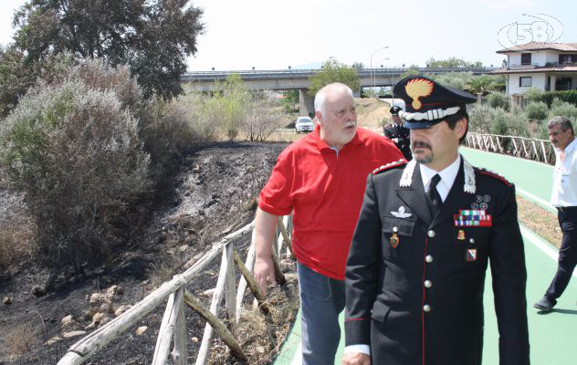 Pista ciclabile incendiata, Ricci ai cittadini: "Denunciate questi criminali"