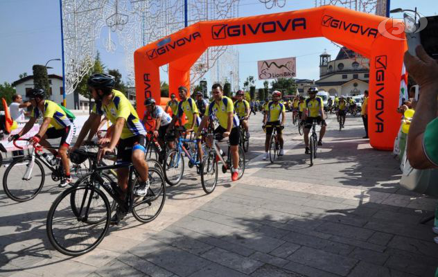 “Io dono, l’Irpinia per la vita”, in 400 alla ciclopedalata /VIDEO /INTERVISTE