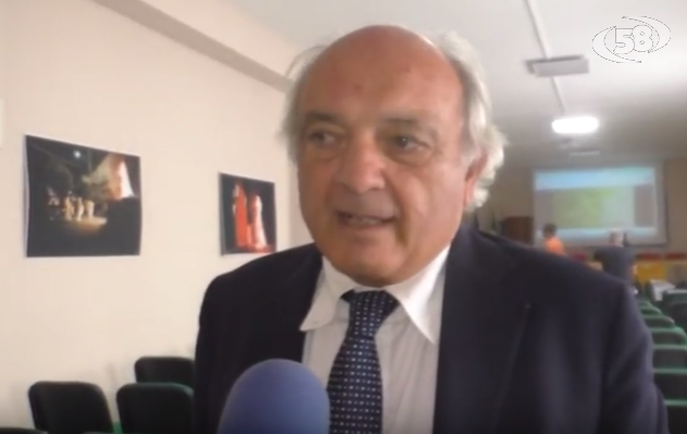 Accadia, borse di studio per due studenti del "Marconi" /Video