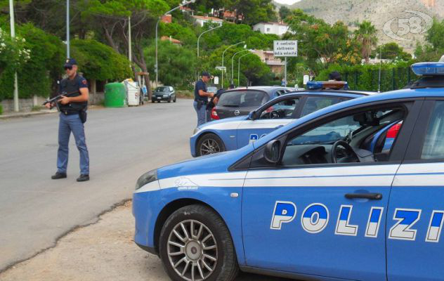 Ariano Irpino, arrestati due uomini per lesioni e minacce