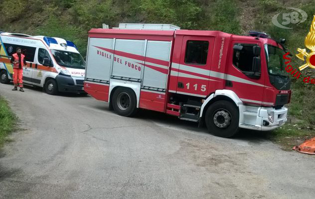 Carife, mal di vivere: 50enne vola giù dal ponte