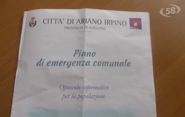 Ariano, piano di emergenza comunale: opuscolo distribuito ai cittadini