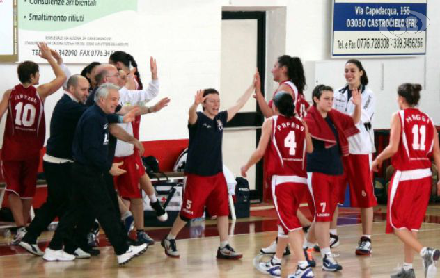 Lpa, prima uscita con vittoria per le leonesse del basket/Video