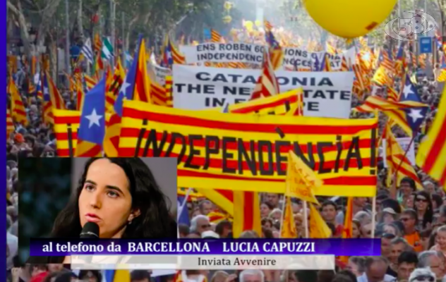 Catalogna, indipendenza ''sospesa'': Barcellona e Madrid in attesa