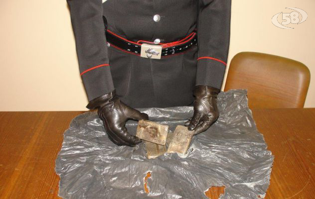 Spaccio di droga, blitz dei carabinieri di Montesarchio: due pusher nei guai