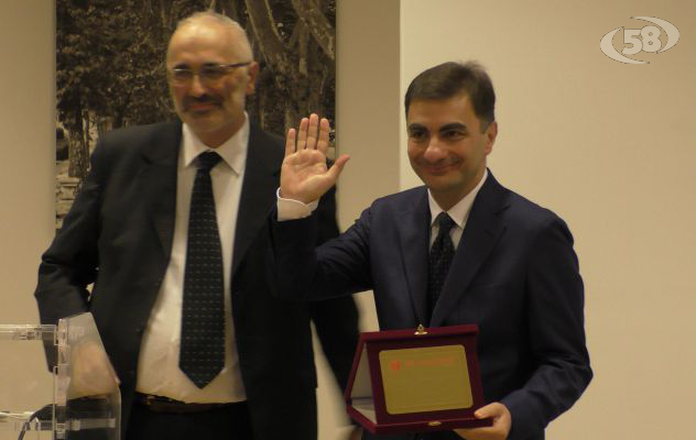 Gambacorta torna e ringrazia tutti: se state male, correte in ospedale