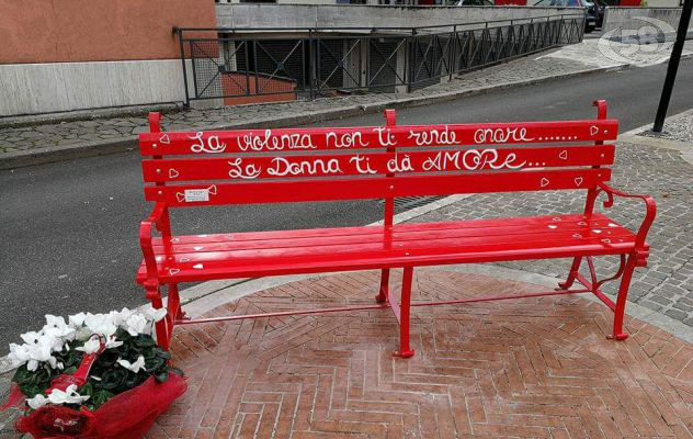 No alla violenza sulle donne, Montella risponde all'appello