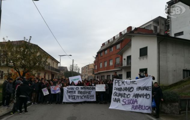 Liceo Aeclanum in piazza, confronto con il sindaco