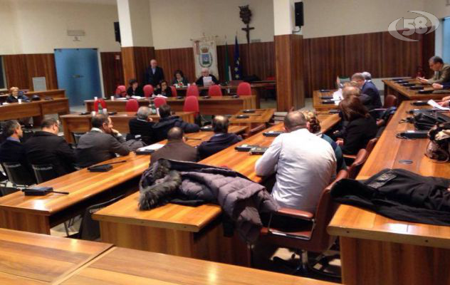 Sindaci Asl, l'assemblea è un mezzo flop: ''De Luca ci ascolti''