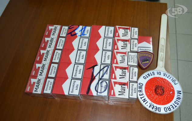 Sigarette di contrabbando in borsa e a casa, nei guai 53enne 