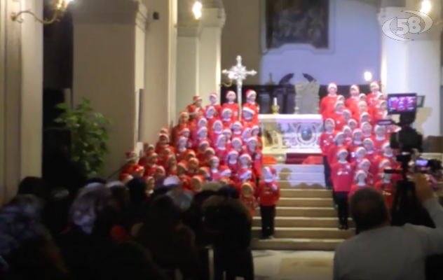 I bambini di Ariano cantano il Natale /VIDEO