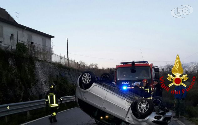 Incidenti a raffica, due uomini in ospedale
