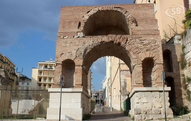 Arco del Sacramento, pubblicato l’avviso per l’affidamento del servizio di custodia