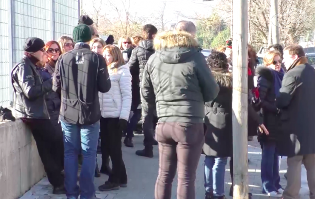 Aias, dipendenti in sciopero: sit-in con pazienti e genitori