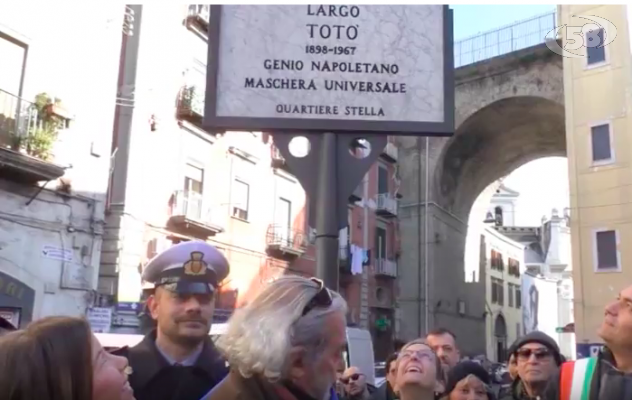 Un largo in Rione Sanità per ricordare Totò /VIDEO