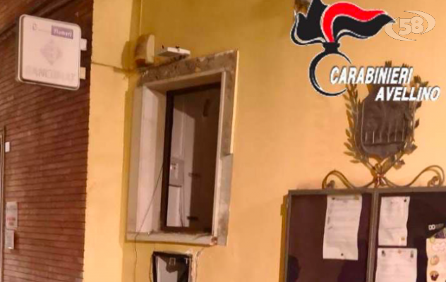 Savignano, colpo al bancomat: furto con esplosione
