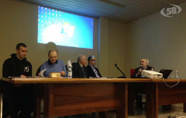 Fede e scienza, giornata di riflessione al Parzanese di Ariano