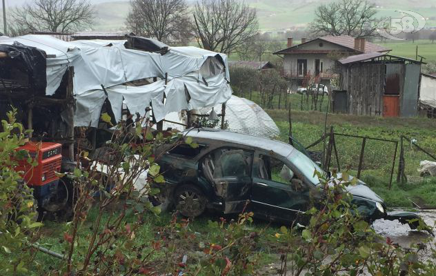 Sturno, fallisce il colpo al bancomat: banditi in fuga fra le campagne