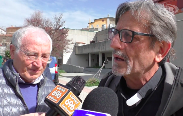 ''Gomorra celebra il male'', l'ex prete di Scampia contro Saviano