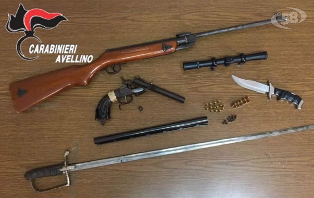 Sperone, detiene illegalmente armi e munizioni: 70enne denunciato dai Carabinieri