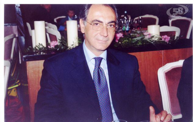 Morte sindaco di Rotondi: disposta l'autopsia. Ipotesi suicidio con mix letale di farmaci e grappa